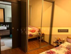 lew-lian-vale photo thumbnail #6